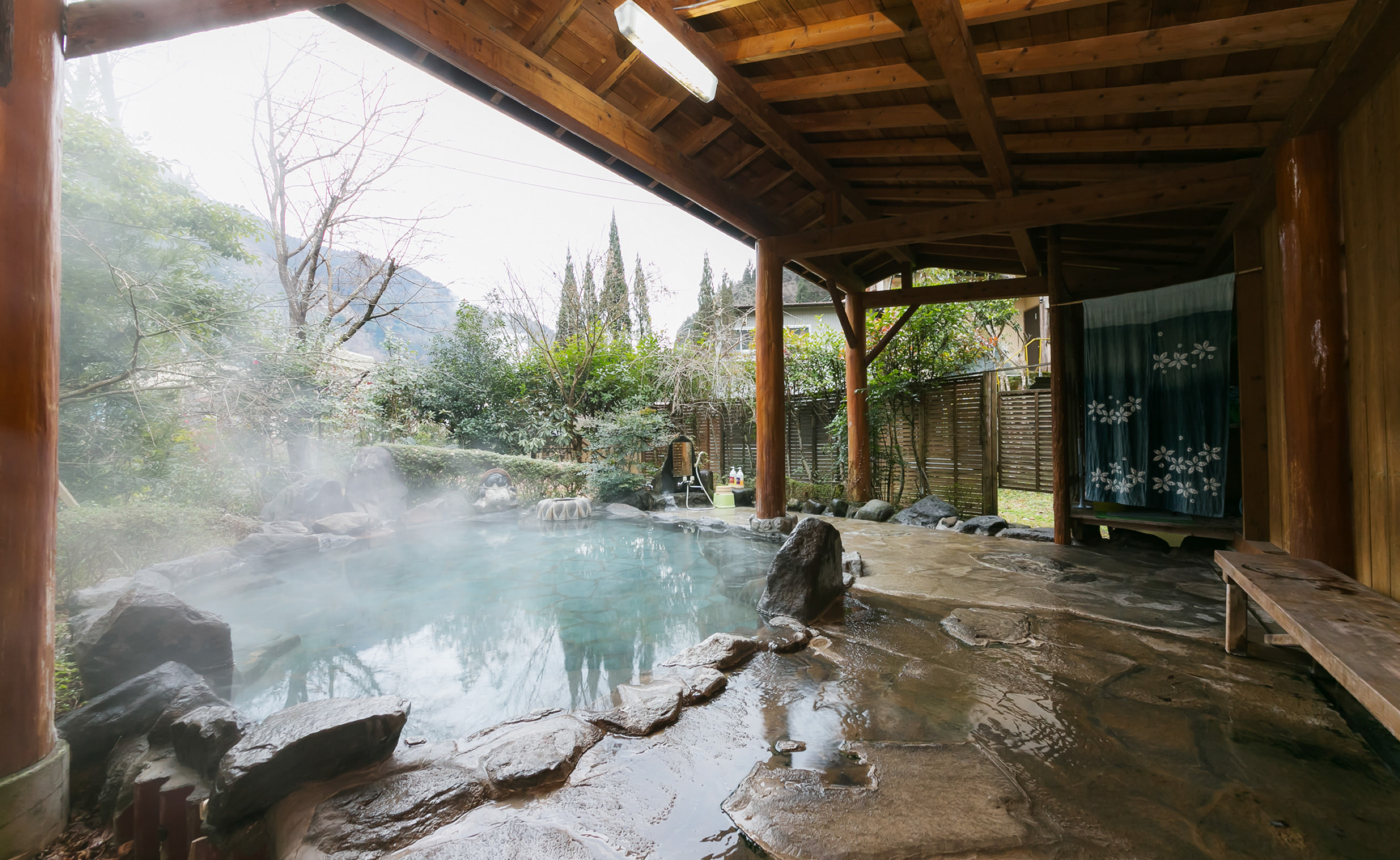 Jyozankei Onsen Soak in a Low-Salt Hot Spring with Excellent Skin-Beautifying Effects